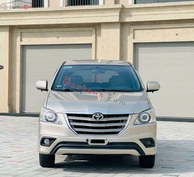 Xe Toyota Innova 2.0G 2016