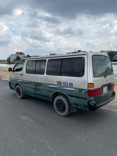Toyota Hiace 2003 Van 3 chỗ - 100000 km