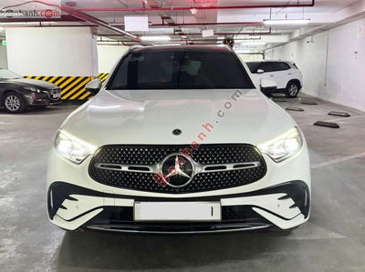Xe Mercedes Benz GLC 300 4Matic 2023