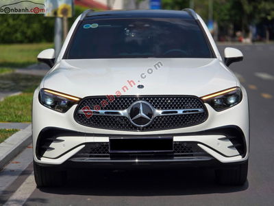 Xe Mercedes Benz GLC 300 4Matic 2023