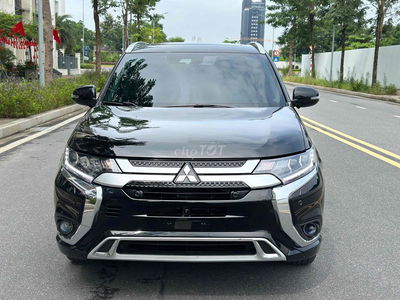 Mitsubishi Outlander 2022 2.0 CVT Premium - 38000