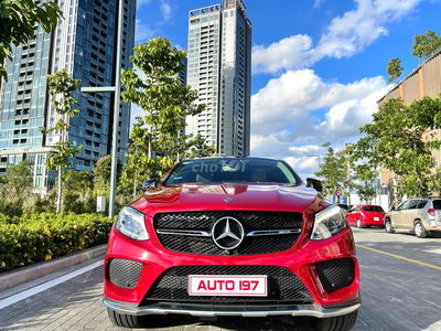 Mercedes GLE 43 AMG 4Matic màu đỏ