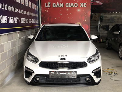Kia Cerato 2021 2.0 AT PREMIUM - 45.000 km