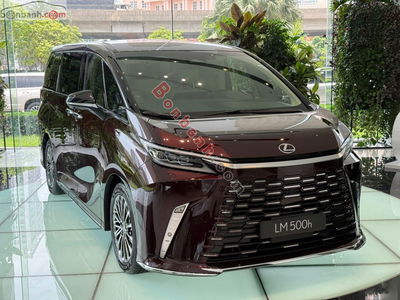 Xe Lexus LM 500h 2025