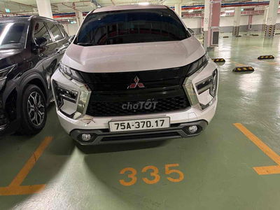 Mitsubishi Xpander 2024 - 8000 km
