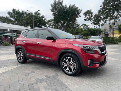 Kia Seltos 2022 Premium 1.6 AT - 9916 km