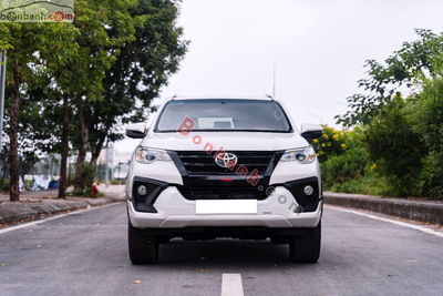 Xe Toyota Fortuner 2.7V 4x2 AT TRD 2019