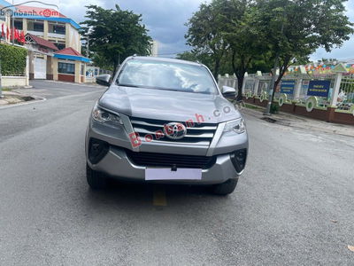 Xe Toyota Fortuner 2.4G 4x2 MT 2018