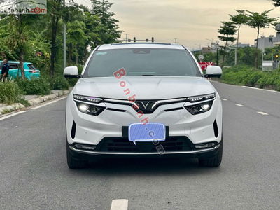Xe VinFast VF8 Plus AWD 2023