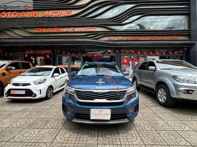 Xe Kia Seltos Deluxe 1.4 AT 2022