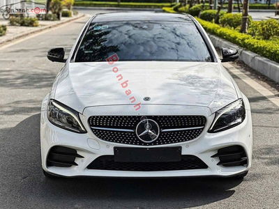 Xe Mercedes Benz C class C300 AMG 2020