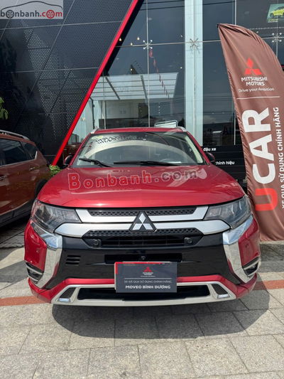 Xe Mitsubishi Outlander Premium 2.0 CVT 2022