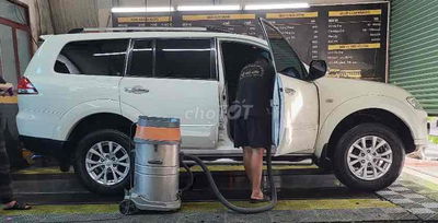 Mitsubishi Pajero Sport trắng 2015 - 105000 km