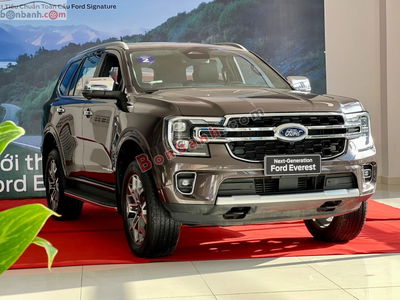 Xe Ford Everest Titanium Plus 2.0L 4x4 AT 2025