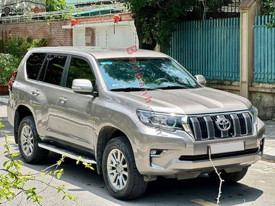 Xe Toyota Prado VX 2.7L 2021
