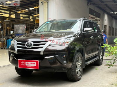 Xe Toyota Fortuner 2.4G 4x2 MT 2017