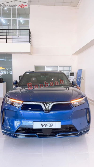 Xe VinFast VF9 Plus 2025