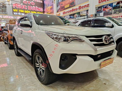 Xe Toyota Fortuner 2.4G 4x2 MT 2019