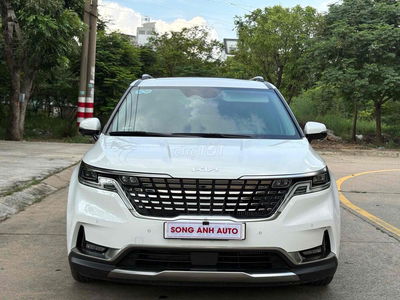 Kia Carnival 2023 Signature 2.2D - 70000 km