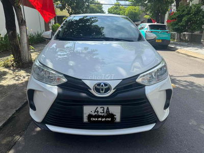 GĐình Cần bán Toyota Vios E1.5 MT số sàn màu trắng