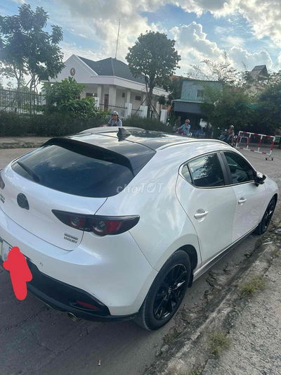 Đi định cư cần bán Mazda 3 2021 1.5L Luxury