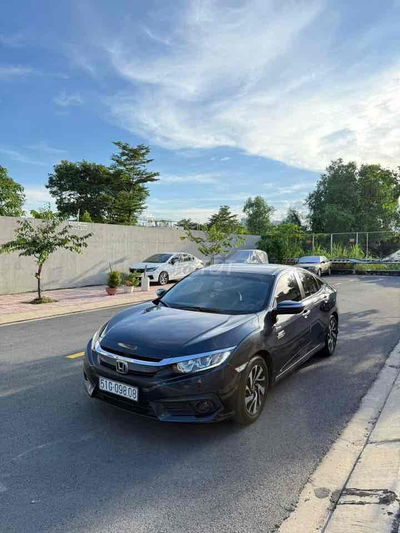 Honda Civic 2018 1.8 E - 111000 km
