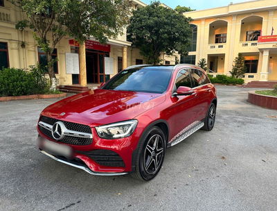 Chính chủ bán GLC 300 4MATIC 2020 như mới