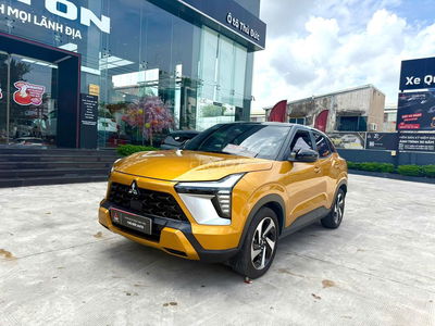 Mitsubishi Xforce Ultimate 2024 Vàng - Odo 5700km