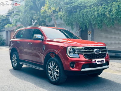 Xe Ford Everest Titanium Plus 2.0L 4x4 AT 2023