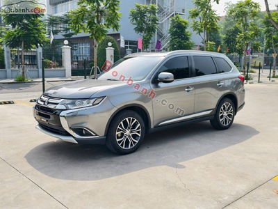 Xe Mitsubishi Outlander 2.4 CVT 2017