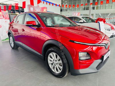 Xe VinFast VF6 Eco 2025