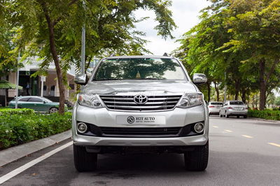 Toyota Fortuner 2.7V 4x2 AT 2014 - 120000 km