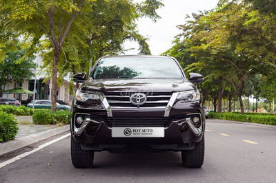 Toyota Fortuner 2.4G 4x2 AT 2019 - 78000 km