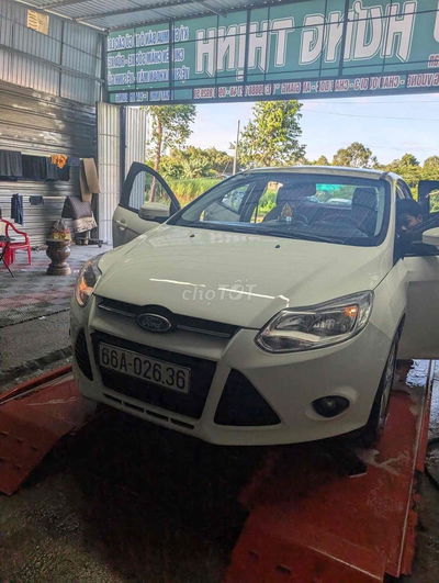 Ford Focus 2015 Trend 1.6 AT Sedan - 150000 km