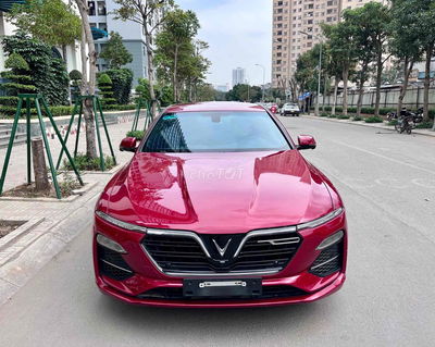 VINPFAST LUX A2.0PLUT
