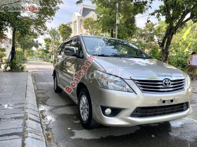 Toyota Innova 2.0G 2012