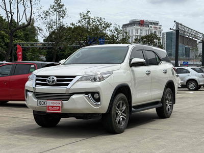 Toyota Fortuner 2019 2.7V 4x2 AT - Xăng - 1 Cầu