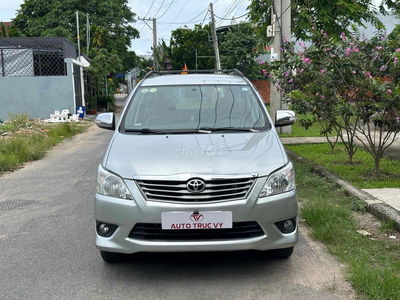 Toyota Innova 2012 E - 126000 km