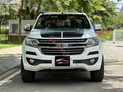 Xe Chevrolet Colorado High Country 2.8L 4x4 AT 2017