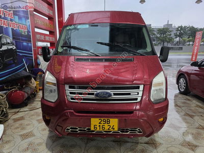 Xe Ford Transit SVP 2019