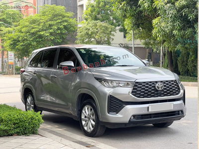 Xe Toyota Innova Cross 2.0 CVT 2025