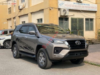 Xe Toyota Fortuner 2.4L 4x2 AT 2022