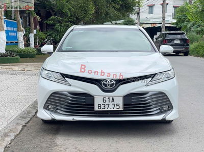 Xe Toyota Camry 2.5Q 2020