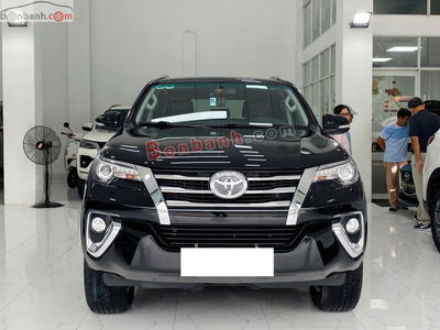 Xe Toyota Fortuner 2.7V 4x4 AT 2017