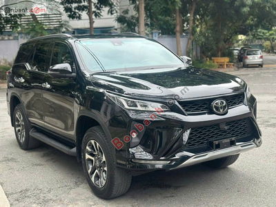 Xe Toyota Fortuner 2.8V 4x4 AT Legender 2021