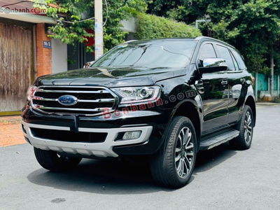 Xe Ford Everest Titanium 2.0L 4x2 AT 2018