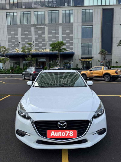Mazda 3 2018 1.5 AT Sedan - 86000 km