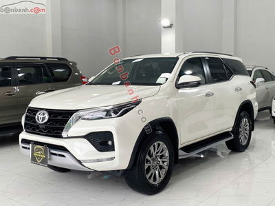 Xe Toyota Fortuner 2.7V 4x4 AT 2020