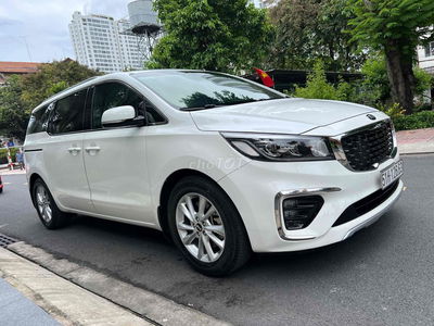 Kia Sedona 2.2D máy dầu 7 chổ full option 2019