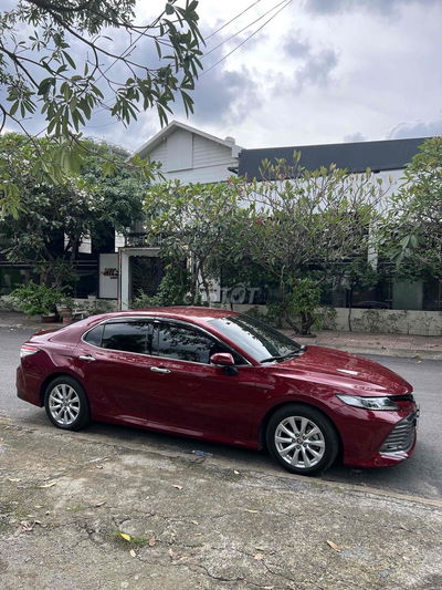 Toyota Camry 2020 2.0G - 76000 km